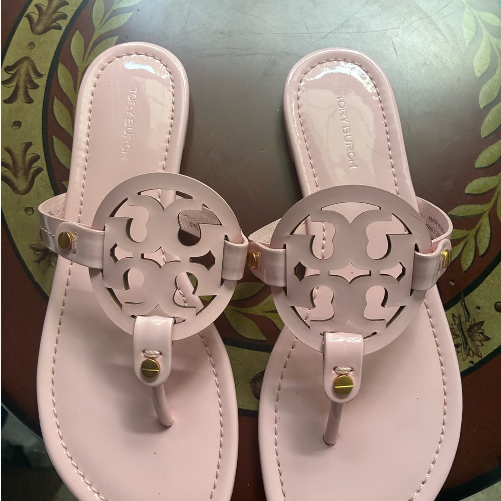 Tory Burch Miller 6.5 pastel pink patent